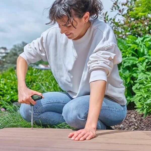 Découvrez l'efficacité du set de 64 outils Bosch Advanced pour un bricolage complet et précis. Explorez ses multiples fonctionnalités pour des projets réussis.