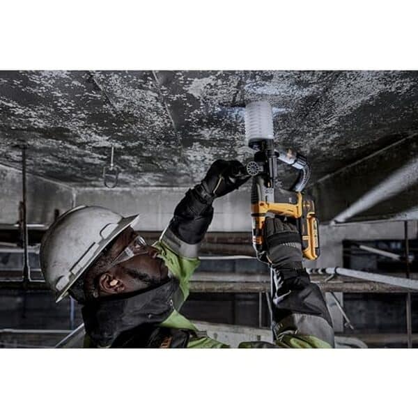 Découvrez notre test complet du perforateur compact Dewalt DCH172NT-XJ 18V : performances, caractéristiques et avis utilisateur pour ce modèle sans fil professionnel. 