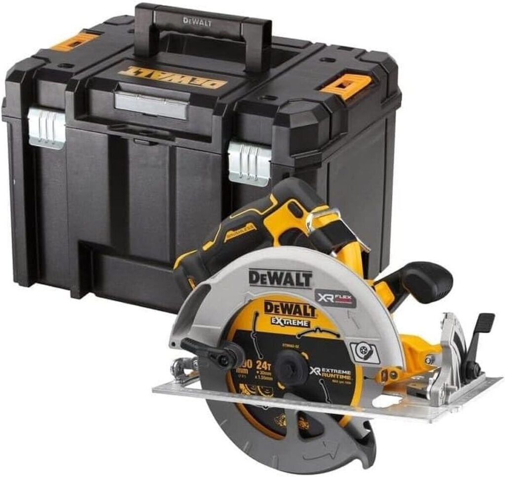 Test Dewalt DCS573NT-XJ : scie circulaire XR 18V bluffante