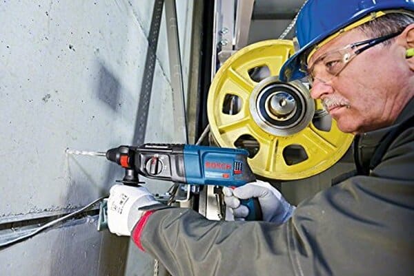 Découvrez notre test complet du perforateur Bosch GBH 2-26 : puissance, précision et fiabilité. Avis détaillé, performances et caractéristiques techniques.