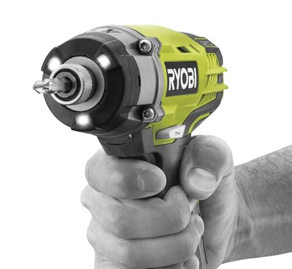 Découvrez notre test détaillé de la visseuse à chocs Ryobi R18ID3-0 : puissance, autonomie et polyvalence pour tous vos travaux de vissage et de percussion.