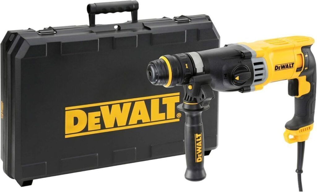 Test du marteau perforateur Dewalt D25144K-QS : puissance et polyvalence